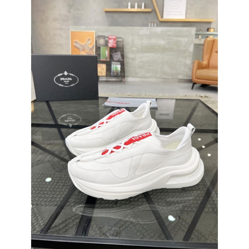 Pra*a casual shoes